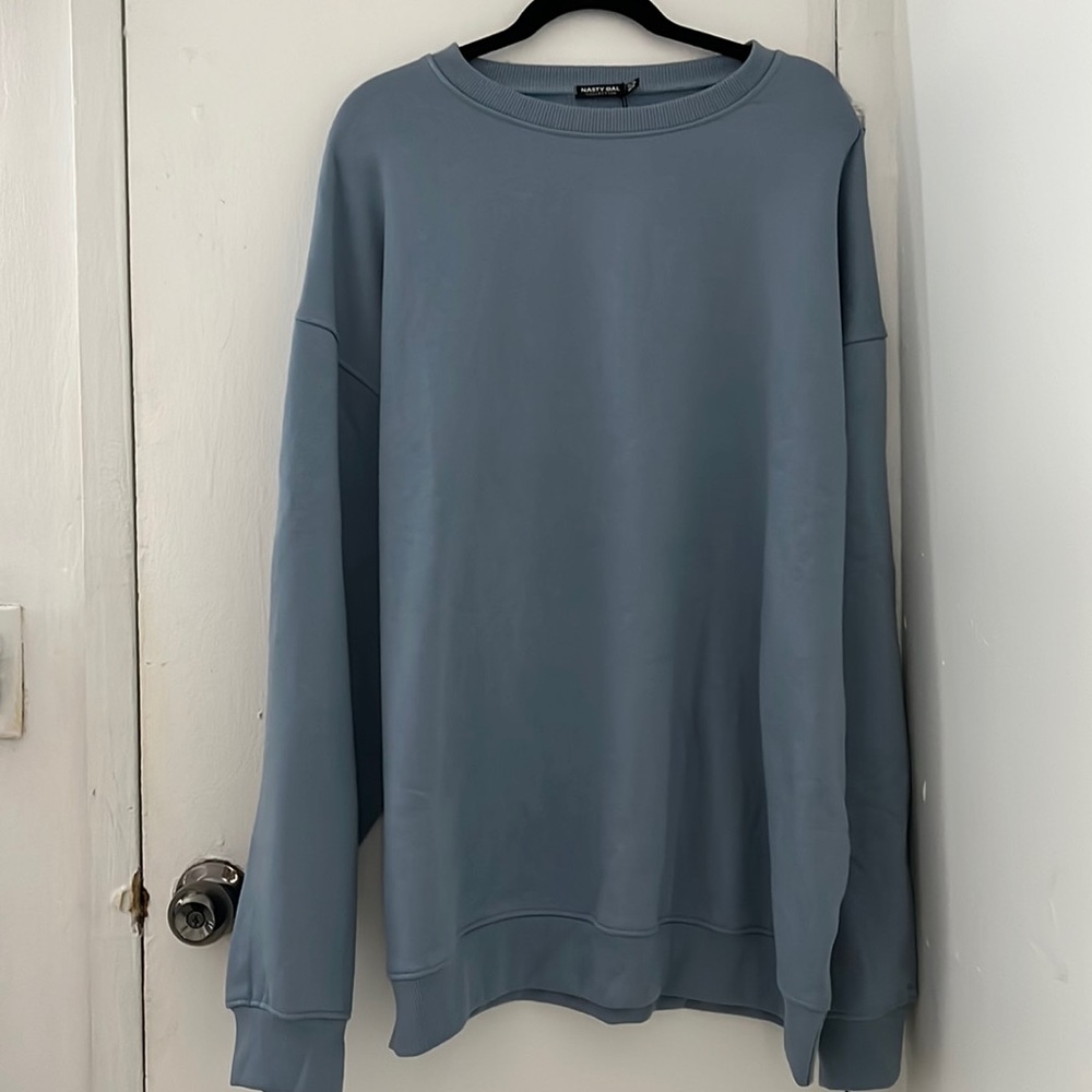 Oversized blue crewneck